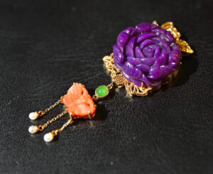 皇家紫 舒俱徕 吊坠 18k金 镶嵌天然翡翠 珊瑚 珍珠